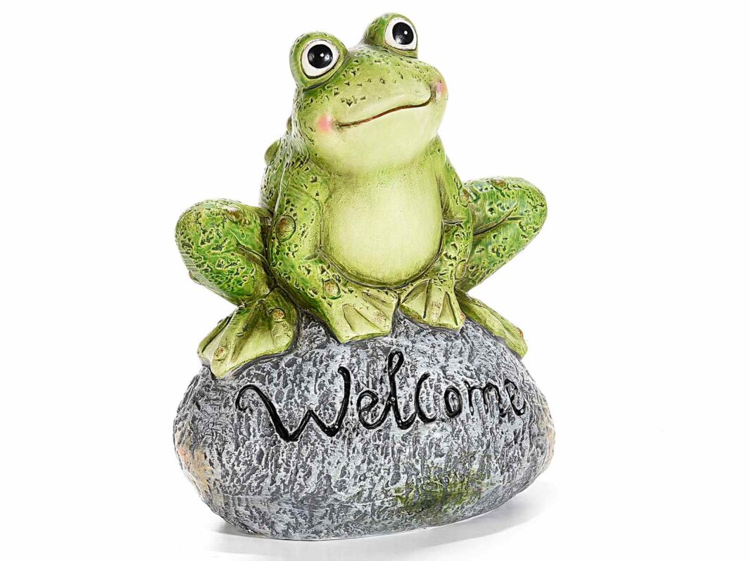 RANA DECORATIVA IN CERAMICA SU PIETRA "WELCOME"
MIS. CM. 17X11X20,5H.
"GIARDINO"