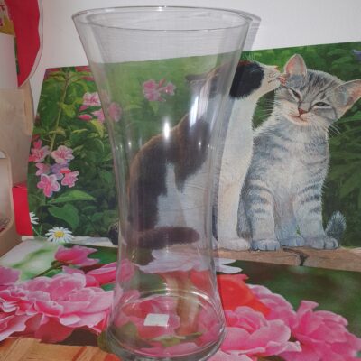 VASO PATTY VETRO 
H. 37 CM
DIAM. 18 CM.
"ARREDO CASA" "GIARDINO" "IDEA REGALO" "VASI"