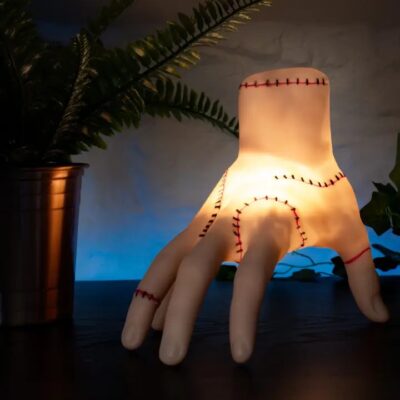 Mercoledì - Lampada da tavolo «Ice-cold hand»